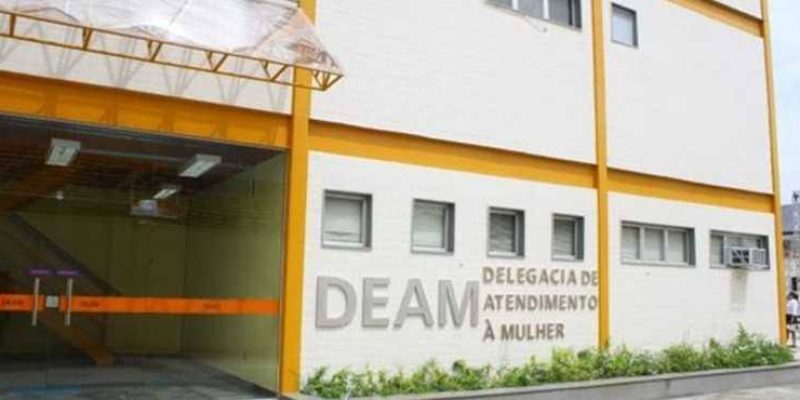 2F9382B9-BF9D-42E8-9978-AC088798AD60