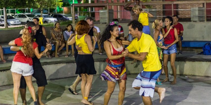 67DBE1D8-AEF3-4685-861B-80E104E55B59