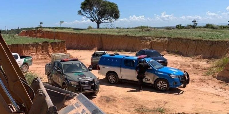 CDB9FF23-00CA-49B8-ACDA-5BE0E3D5F231