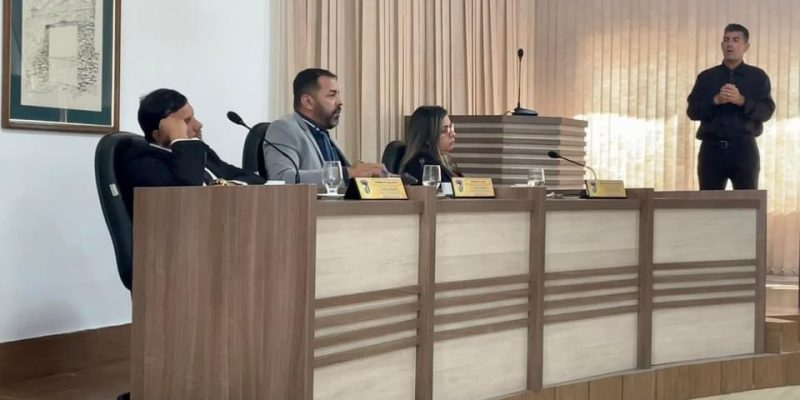 D88F5CF1-423C-4CC0-BBAA-6AD46D7AB9E0