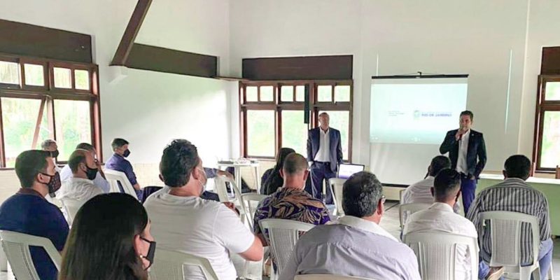 F2564F0F-6C97-4016-B399-B83A7744C6D1