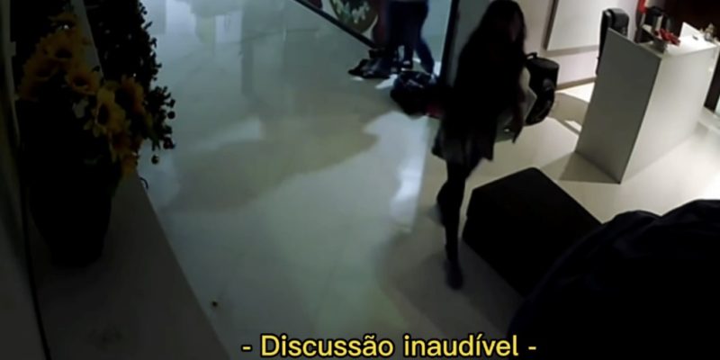 FFEA8582-0116-45B2-ACB2-BA313527E928