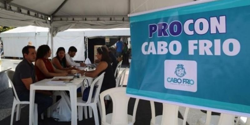Procon-de-Cabo-Frio-realiza-atendimentos-na-Praça-Porto-Rocha-no-dia-do-Consumidor