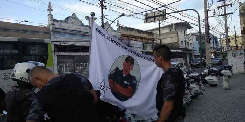 Homenagem ao policial morto em serviço