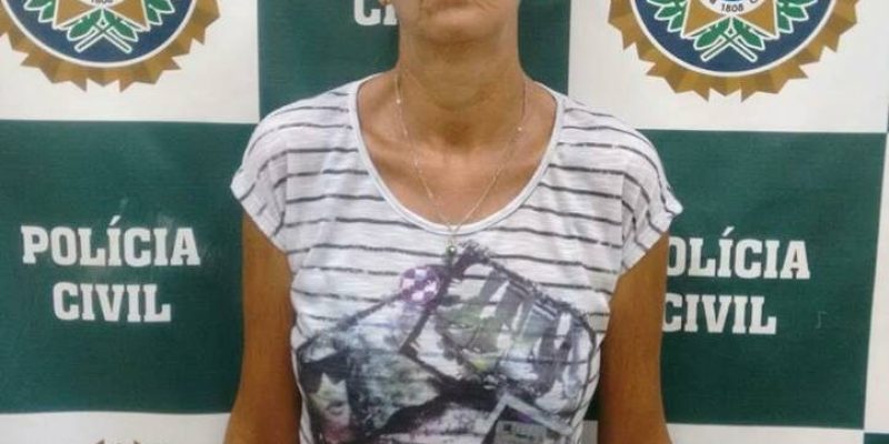 mulher presa