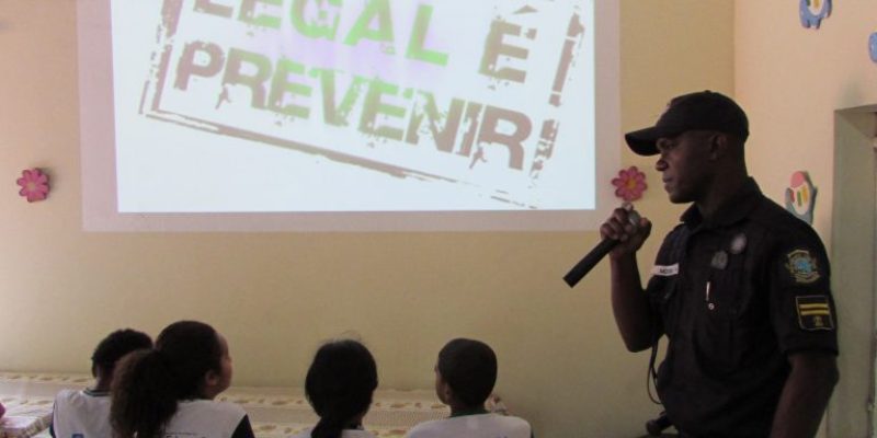 thumbnail_GERE-Saquarema realiza palestras em escolas da rede municipal 1